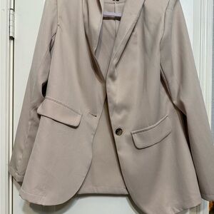 Elegant Women's Blazer - Cream